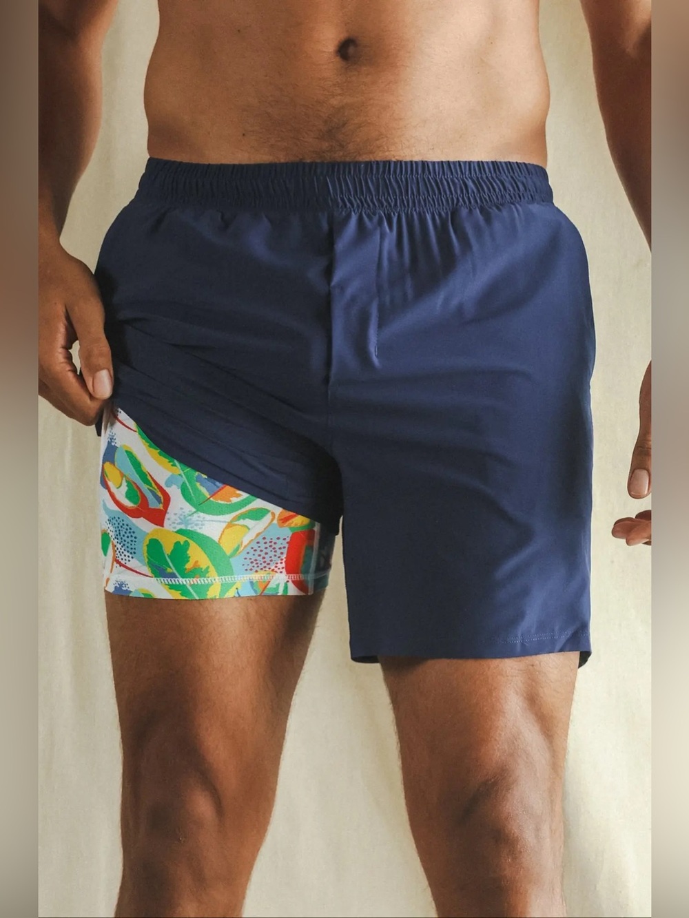 Shinesty Tropical Navy Ball Hammock® 7 Inch Athletic Shorts